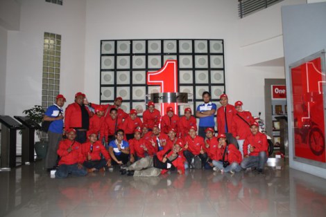 Narsis di Lobby PT. AHM – Plant 3 Cikarang