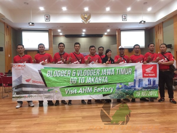 Blogger & Vlogger Visit plant 4 5 AHM (104)