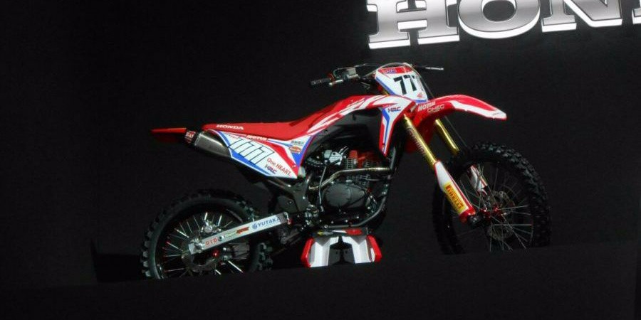 Honda CRF 150 - 2017 (1)