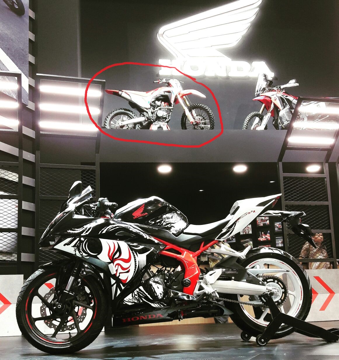 Honda CRF 150 - 2017 (2)