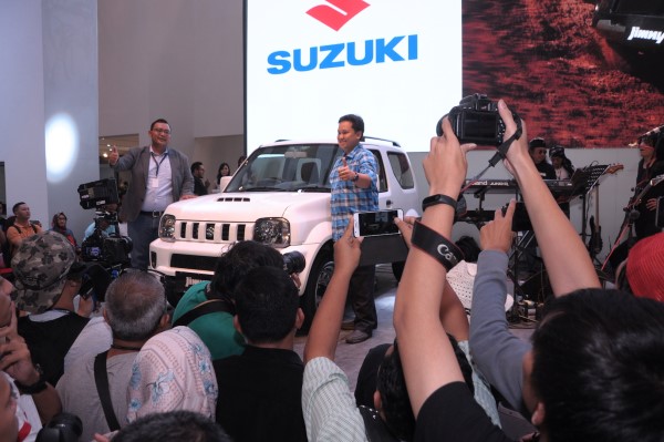 Suzuki JIMNY 2017 (2)