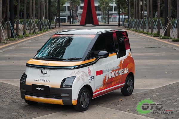 Wuling Gunakan Livery Khusus untuk 300 Air ev yang Menjadi Official Car G20 Summit - 2022 (3)