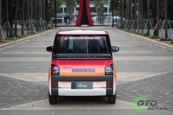 Wuling Gunakan Livery Khusus untuk 300 Air ev yang Menjadi Official Car G20 Summit - 2022 (5)