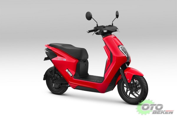 Harga Honda EM1 e dan EM1 e PLUS - 2023 terbaru (1)