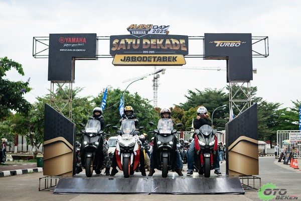 Momen Perayaan Sepuluh Tahun MAXI Yamaha Sukses Diikuti Sepuluh Ribu Biker di 14 Kota di Indonesia - 2025 terkini (3)