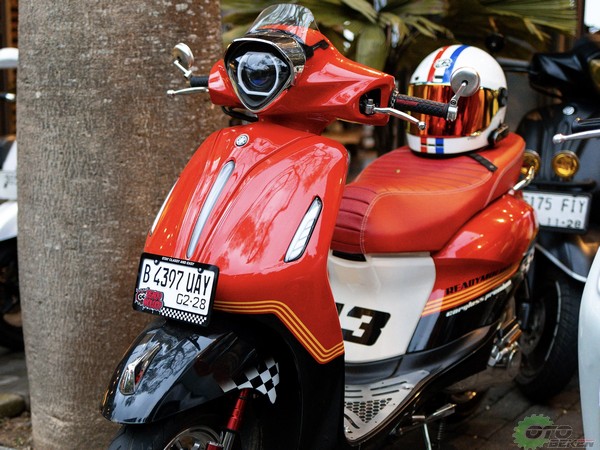Grand Filano Hybrid_Retro Racing Look 1